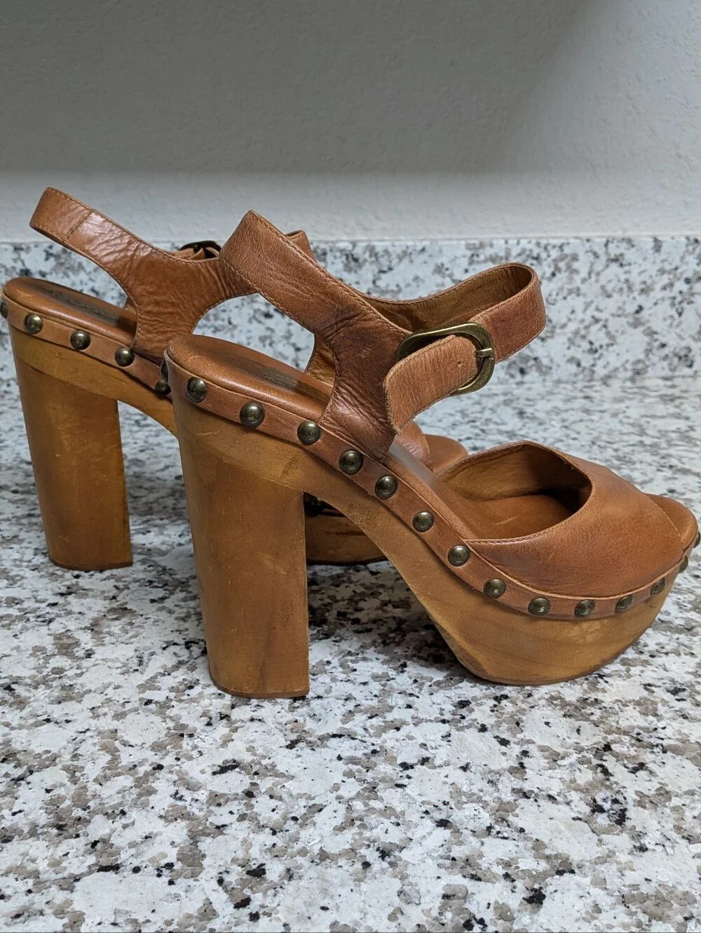 Jeffrey Campbell Woodies Tan Leather Studded Wood Platform Sandals Sz 10 Boho